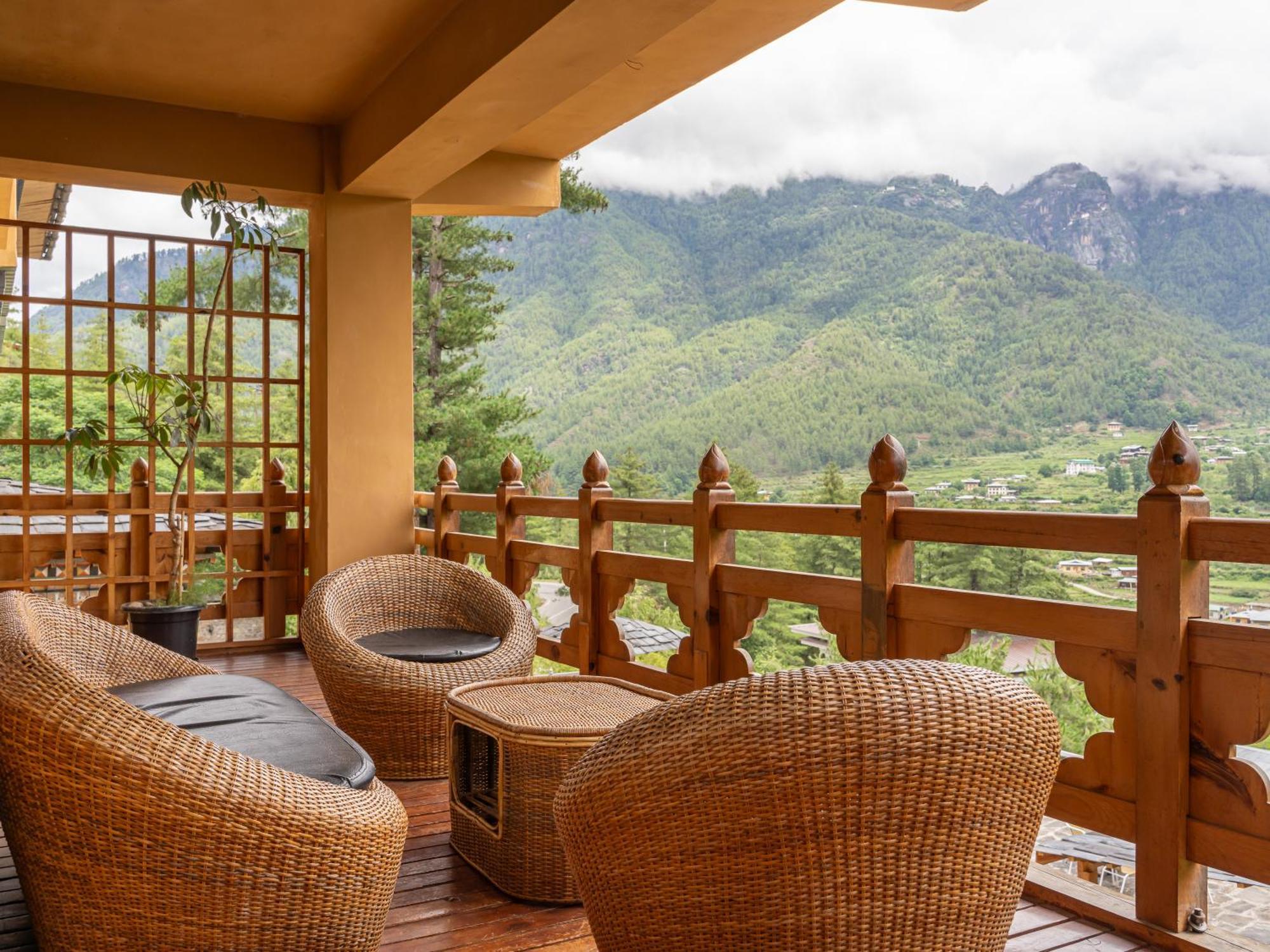 Tiger'S Nest Resort - Best Resort In Paro Exterior foto