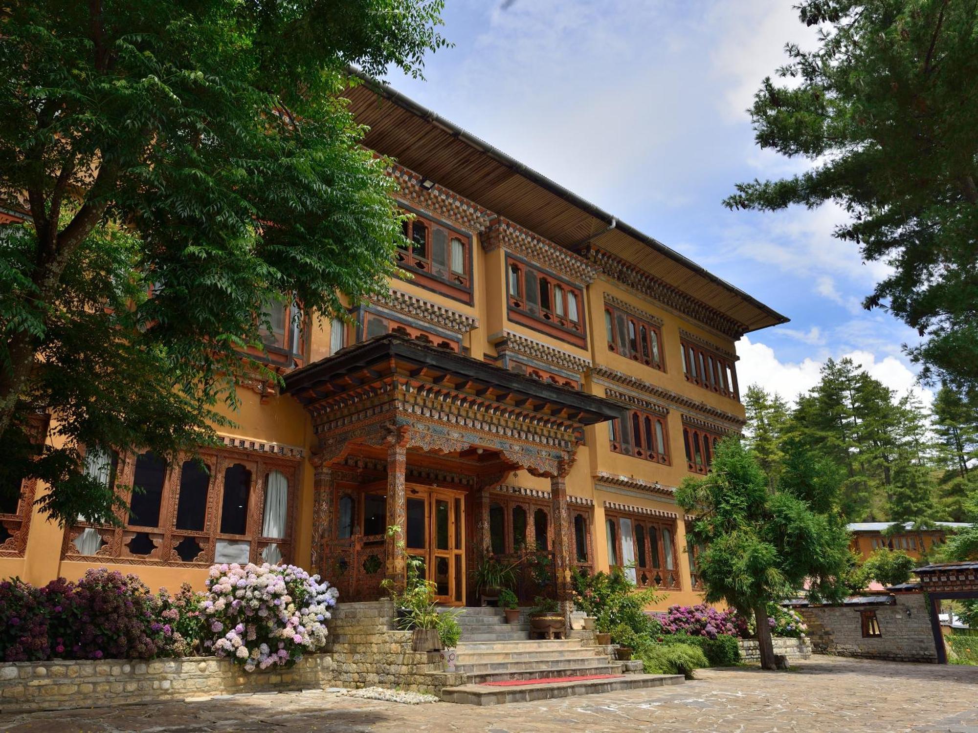 Tiger'S Nest Resort - Best Resort In Paro Exterior foto