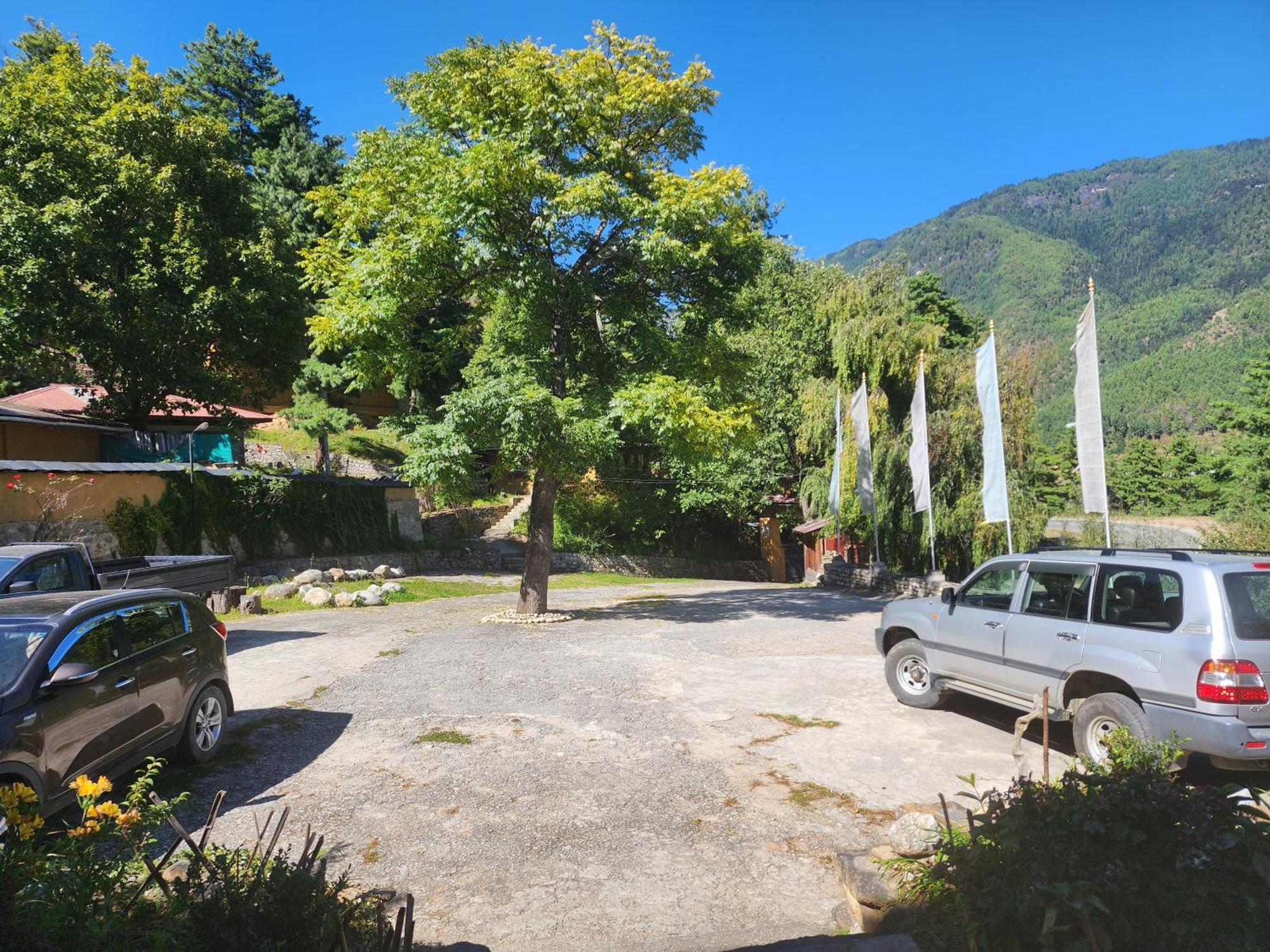 Tiger'S Nest Resort - Best Resort In Paro Exterior foto